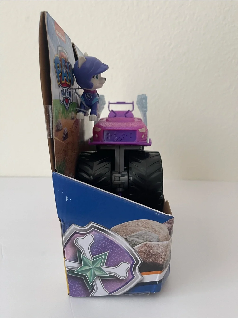 BRAND NEW Roxi Rescue Wheels figure and vehicle HTF